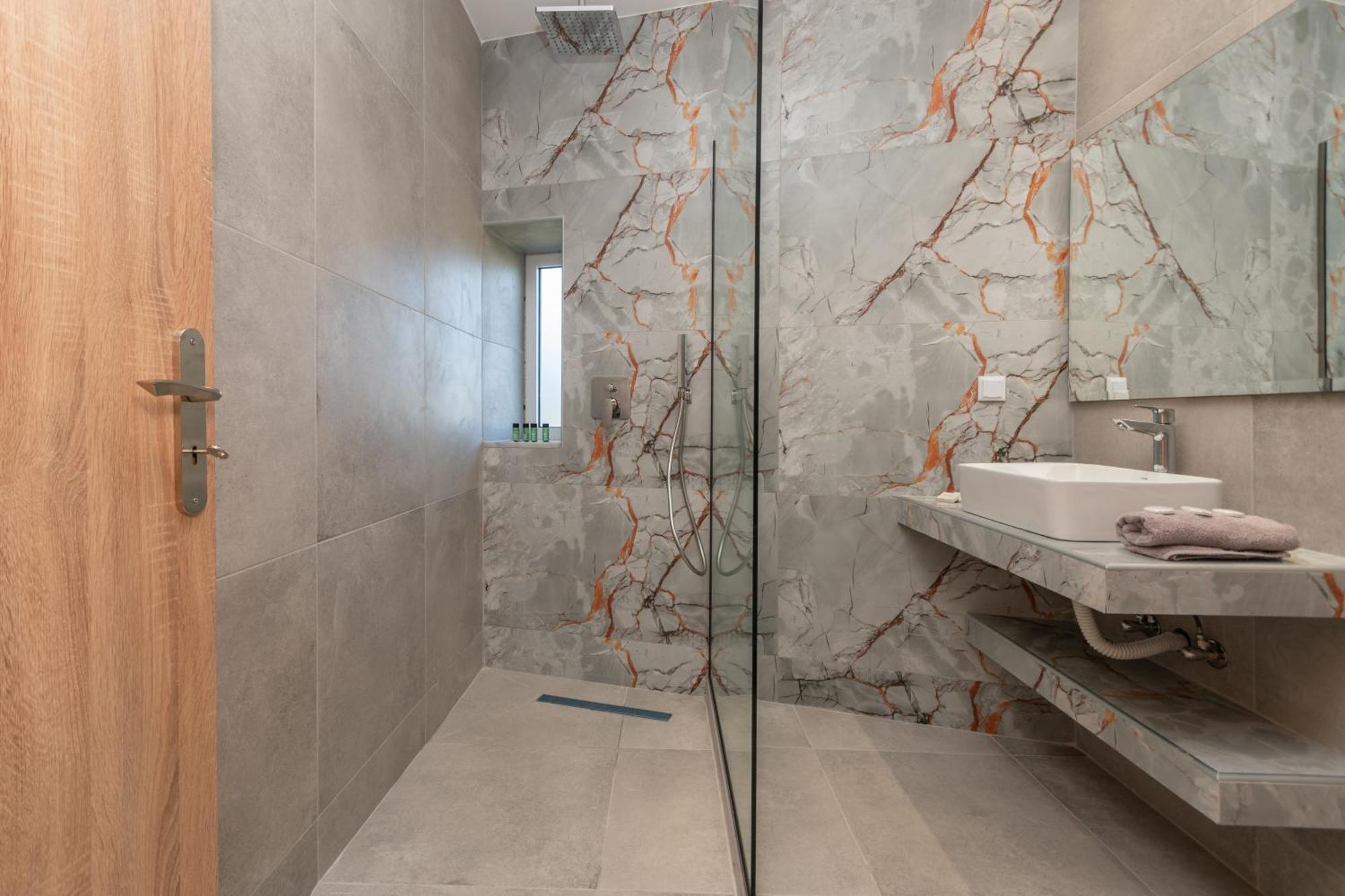 Katsaros Luxury Apts II 5 Min Walk To Beach ซีลีวี ภายนอก รูปภาพ