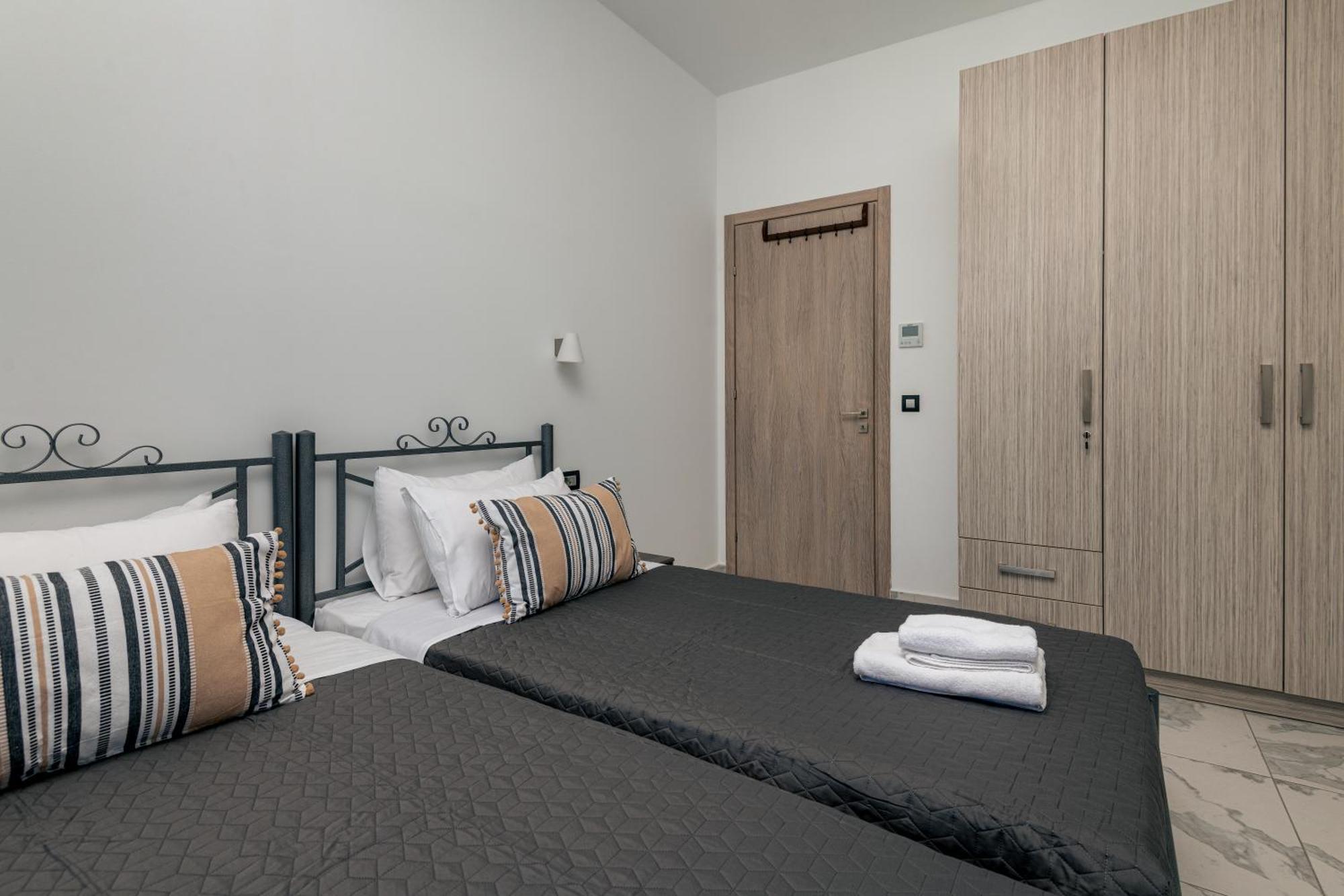 Katsaros Luxury Apts II 5 Min Walk To Beach ซีลีวี ภายนอก รูปภาพ