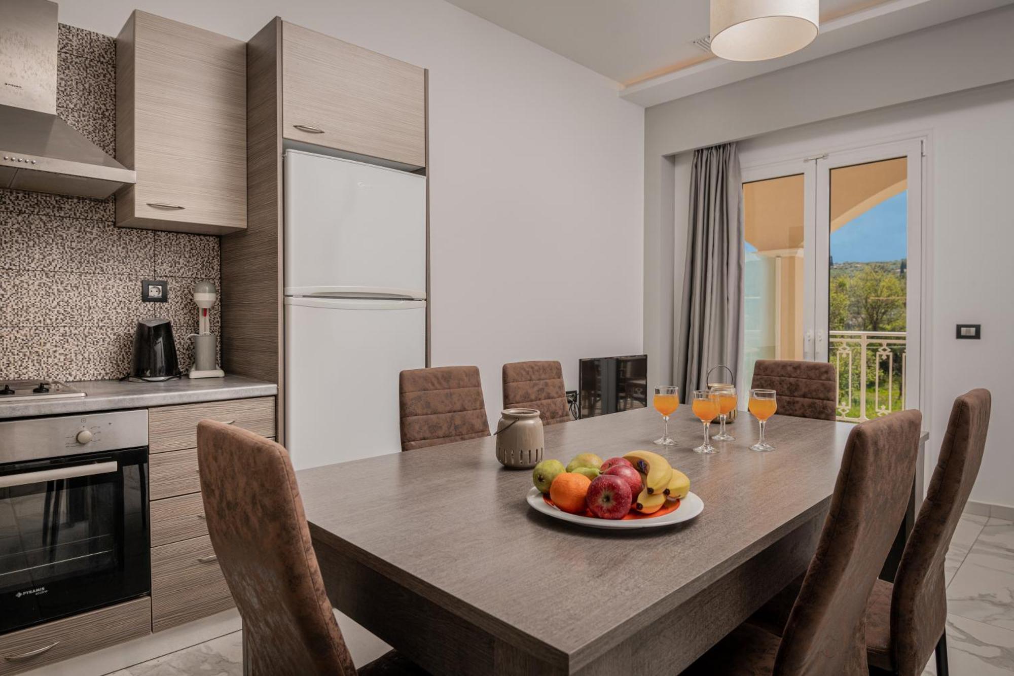 Katsaros Luxury Apts II 5 Min Walk To Beach ซีลีวี ภายนอก รูปภาพ